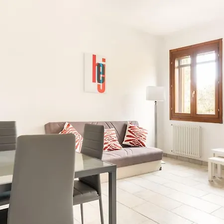 Unico A Con 3 E Parcheggio Gratuito Bolonia