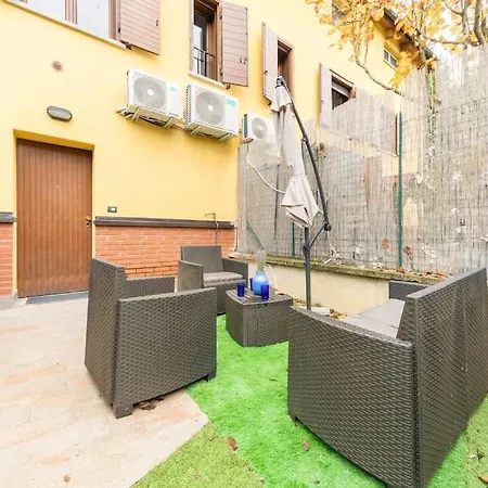 Unico A Con 3 E Parcheggio Gratuito * Bolonia