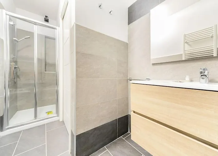 Unico A Con 3 E Parcheggio Gratuito Μπολόνια