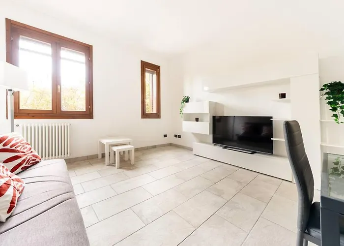 아파트 Unico A Con 3 E Parcheggio Gratuito