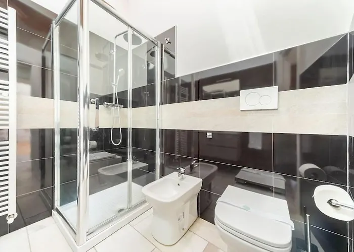 Unico A Con 3 E Parcheggio Gratuito 볼로냐