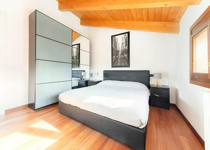 Unico A Con 3 E Parcheggio Gratuito *