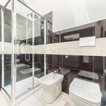 Unico A Con 3 E Parcheggio Gratuito Bolonya