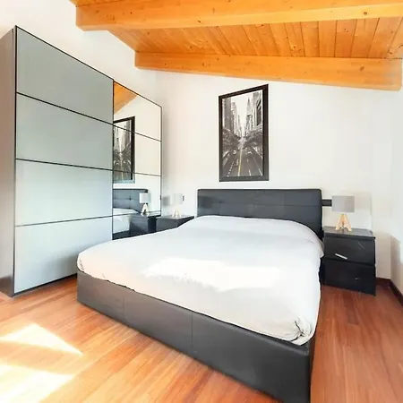 Unico A Con 3 E Parcheggio Gratuito *